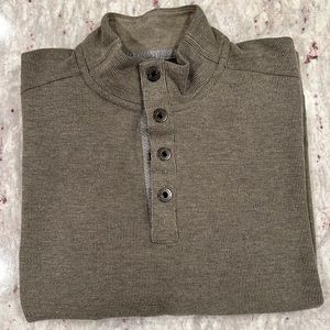 Tommy Bahama Sweater